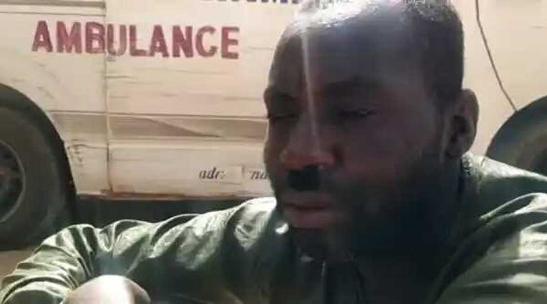 Hotunan mai jinyan da ya sace motar Asibiti a jihar Kano Hotunan mai jinyan da ya sace motar Asibiti a jihar Kano