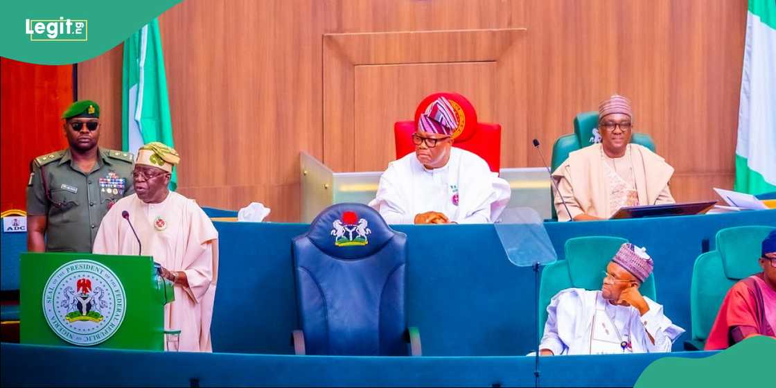 President Tinubu to present 2026 budget, 2026 Appropriation Bill N54.4 trillion, Tinubu asks repeal 2024 budget, National Assembly tight security, capital budget performance improvement, analysts react 2026 budget proposal. President Tinubu to present 2026 budget, 2026 Appropriation Bill N54.4 trillion, Tinubu asks repeal 2024 budget, National Assembly tight security, capital budget performance improvement, analysts react 2026 budget proposal.