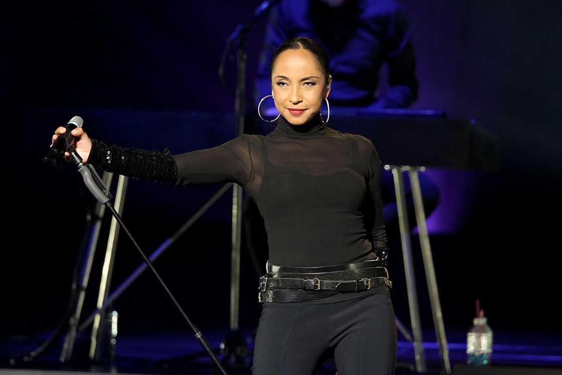 Vocalist Sade performs successful  performance  astatine  The Frank Erwin Centre successful  Austin