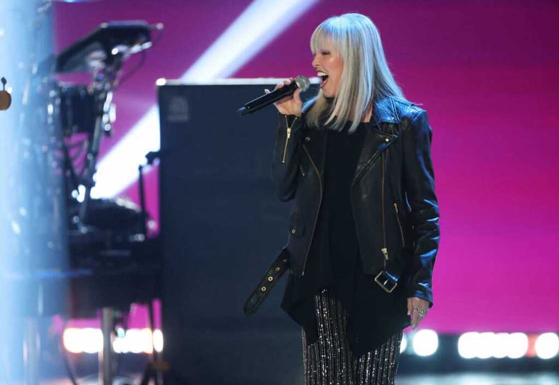 Popular singers in the 80s Popular singers in the 80s