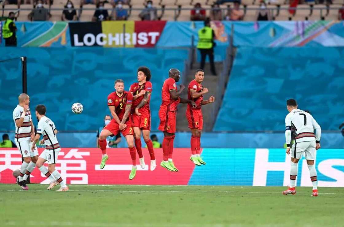 Ian Wright Points Out The 'Myth' In Cristiano Ronaldo's Overall Game Ian Wright Points Out The 'Myth' In Cristiano Ronaldo's Overall Game