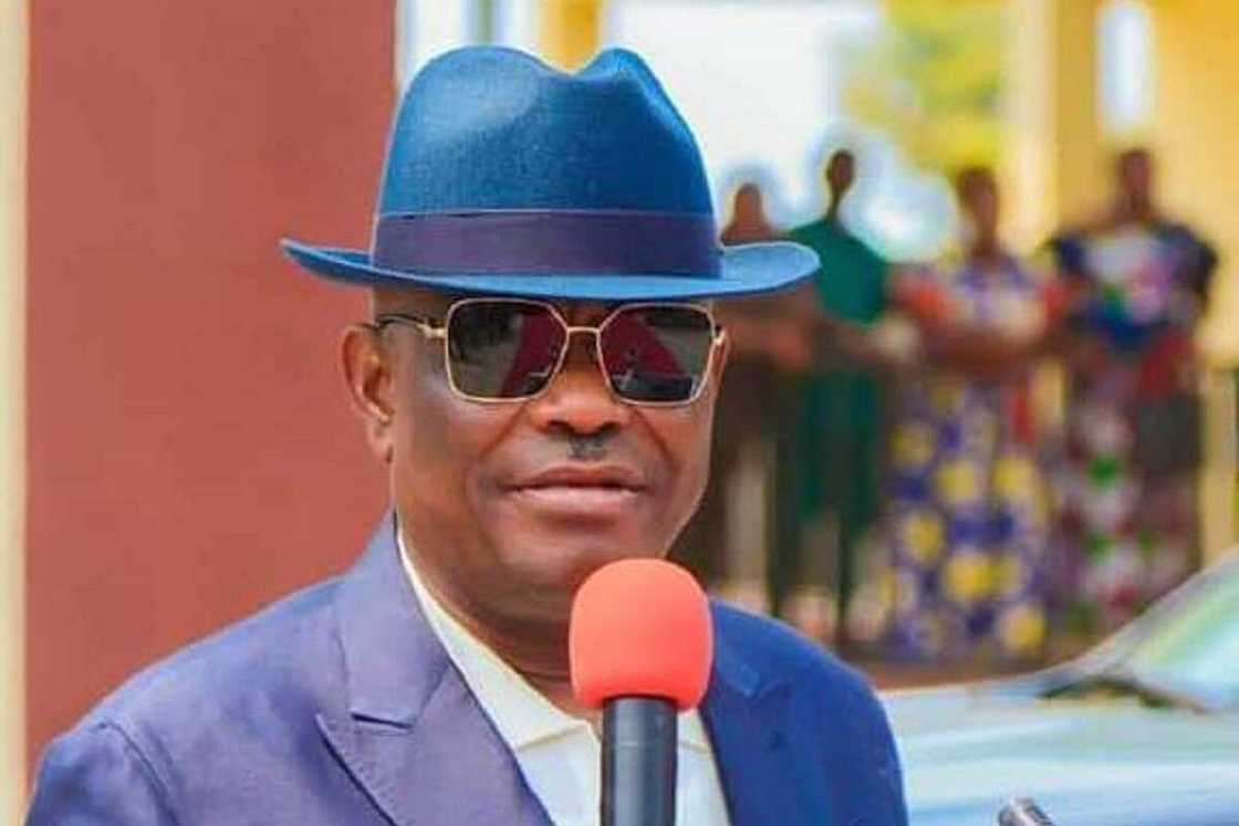 Gwamnan jihar Ribas, Nyesom Wike. Gwamnan jihar Ribas, Nyesom Wike.