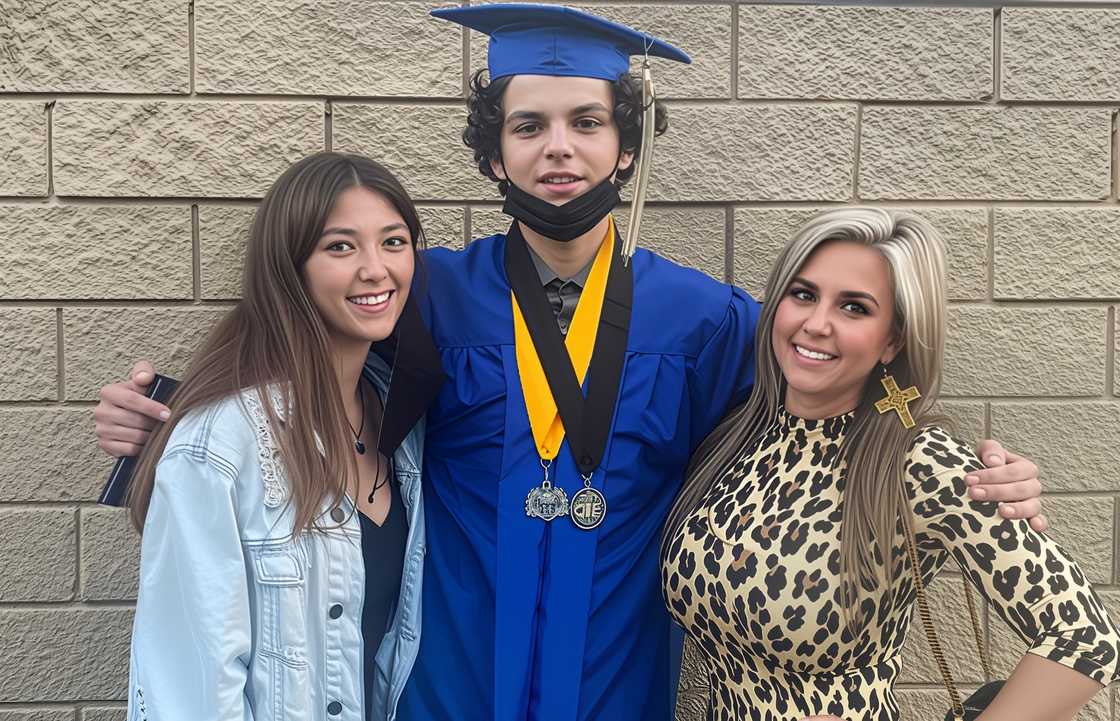 Payton (L), Cameron (C), and Brandi (R) posing for a photo Payton (L), Cameron (C), and Brandi (R) posing for a photo