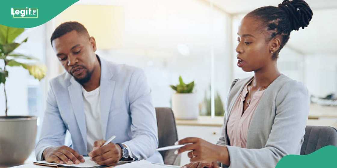 Lawyer advises lady on what to do as her boss threatened to sack her Lawyer advises lady on what to do as her boss threatened to sack her