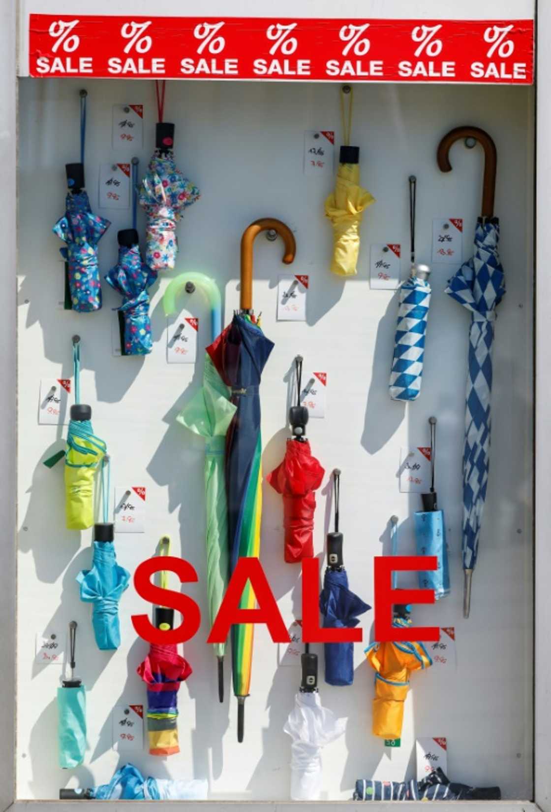 German retailers are struggling to draw in shoppers German retailers are struggling to draw in shoppers