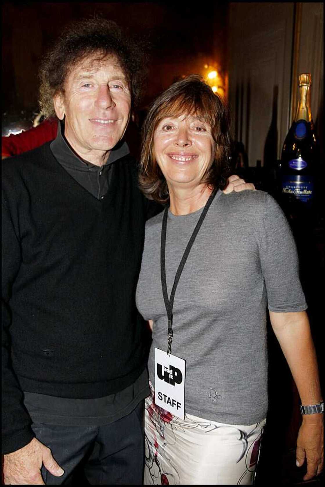 Alain Souchon et son épouse Françoise au 6ème gala de charité de l'Ifrad contre la maladie d'Alzheimer à l'Opéra Comique à Paris. Alain Souchon et son épouse Françoise au 6ème gala de charité de l'Ifrad contre la maladie d'Alzheimer à l'Opéra Comique à Paris.