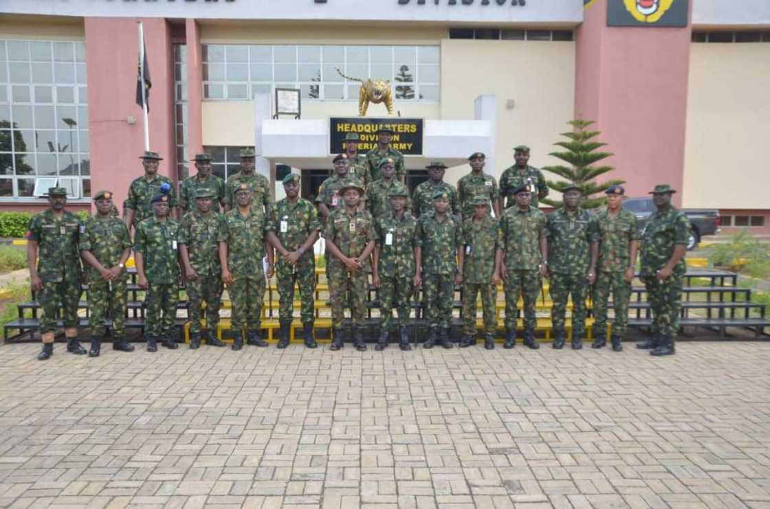 The Nigerian Army (NA) as Direct Short Service Commission (DSSC) commission course, young Nigerians The Nigerian Army (NA) as Direct Short Service Commission (DSSC) commission course, young Nigerians