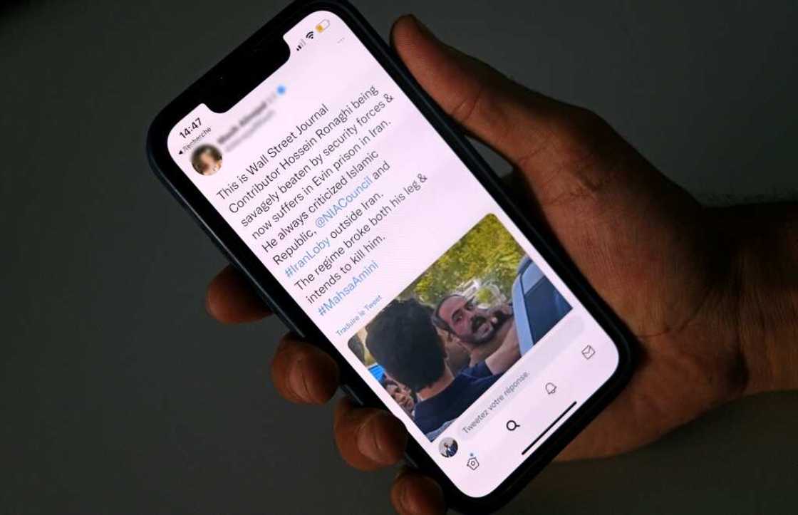 Shocking images over the last days have emerged of the arrest of freedom of expression activist Hossein Ronaghi when he presented himself at a prosecutors' office last month Shocking images over the last days have emerged of the arrest of freedom of expression activist Hossein Ronaghi when he presented himself at a prosecutors' office last month