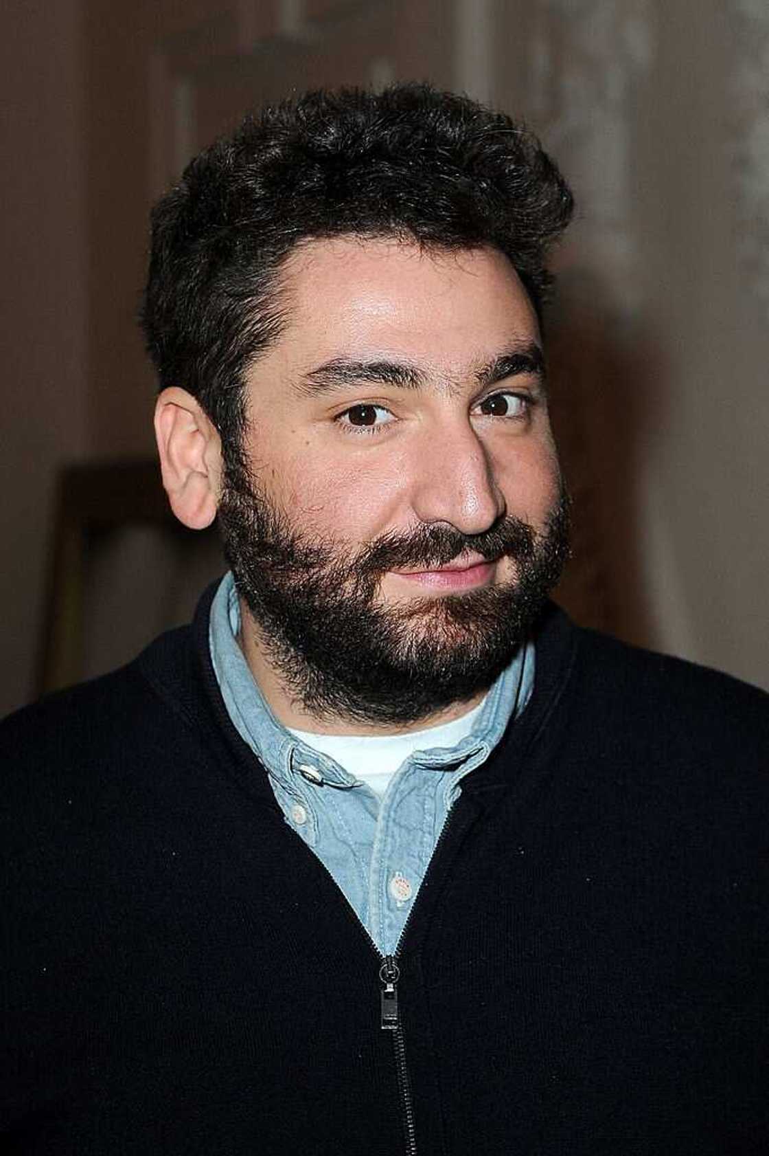Mouloud Achour: ce que vous devez savoir sur le présentateur de Clique Mouloud Achour: ce que vous devez savoir sur le présentateur de Clique