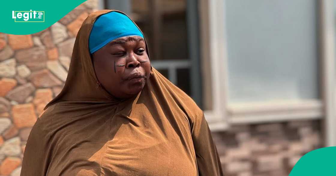 Kemity wins best comic actress at Odunlade Adekola's OAFP Awards. Kemity wins best comic actress at Odunlade Adekola's OAFP Awards.