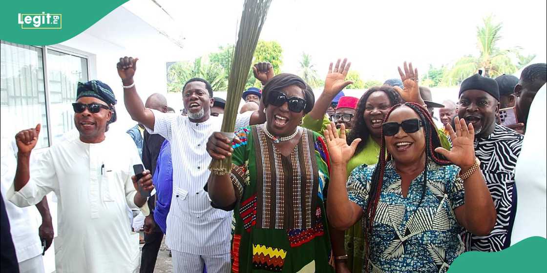 Crowd reception during Odu’s political sensitisation tour in Rivers state