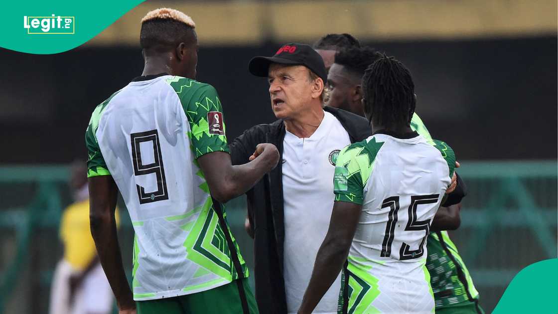 Victor Osimhen, Gernot Rohr, Moses Simon, Teslim Balogun Stadium, Lagos, Nigeria, Super Eagles. Victor Osimhen, Gernot Rohr, Moses Simon, Teslim Balogun Stadium, Lagos, Nigeria, Super Eagles.