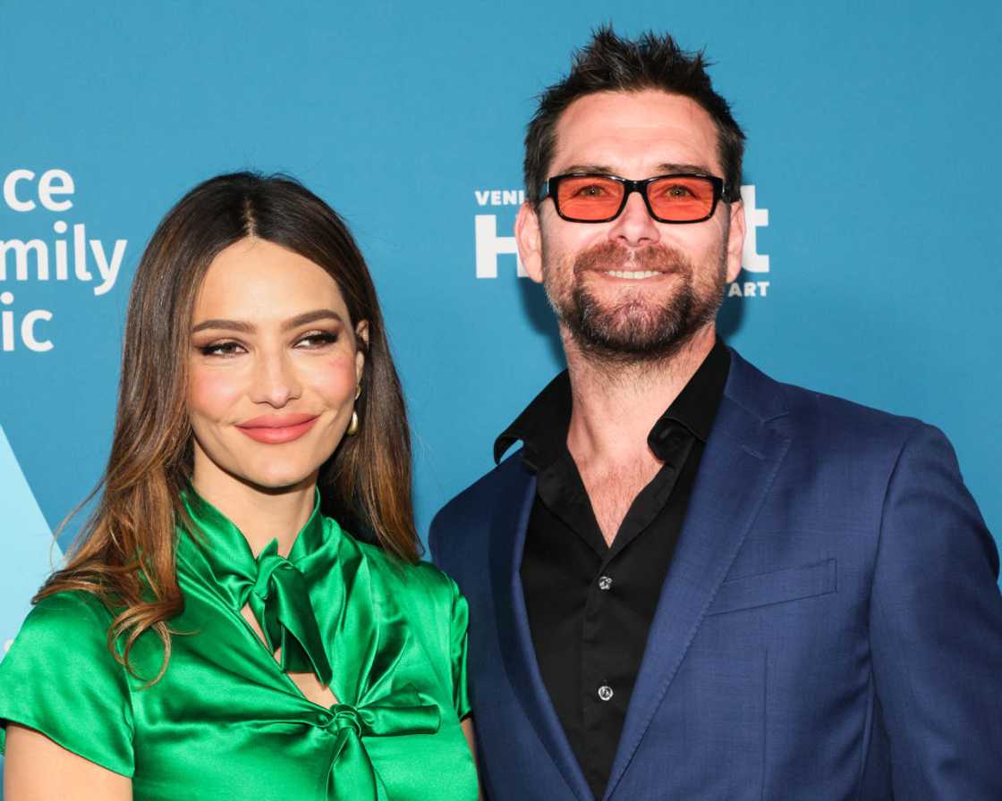 Sandra Vergara (L) and Antony Starr (R) attend the Venice Family Clinic's Inaugural HEART (Health + Art) Gala