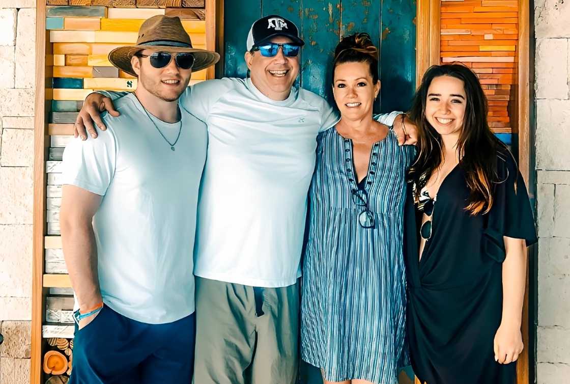TV personality Kelli Finglass and her family