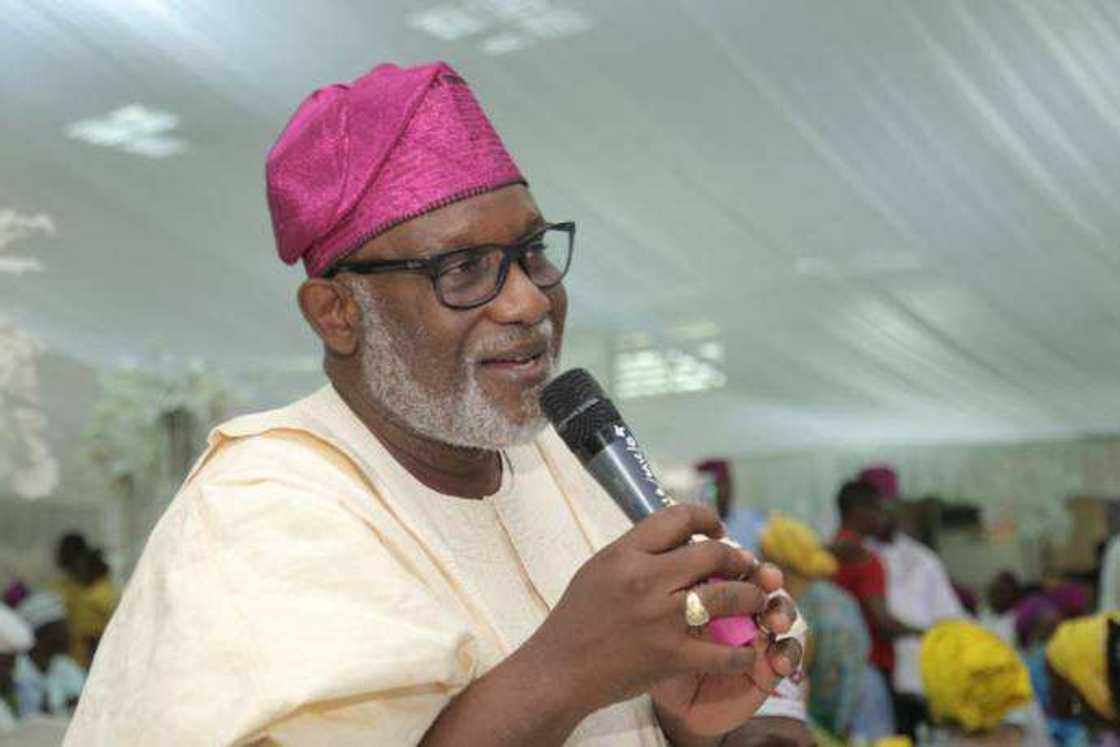 2019: Ku ba Buhari tukwuici - Gwamnan APC ga masu cin moriyan Npower 2019: Ku ba Buhari tukwuici - Gwamnan APC ga masu cin moriyan Npower