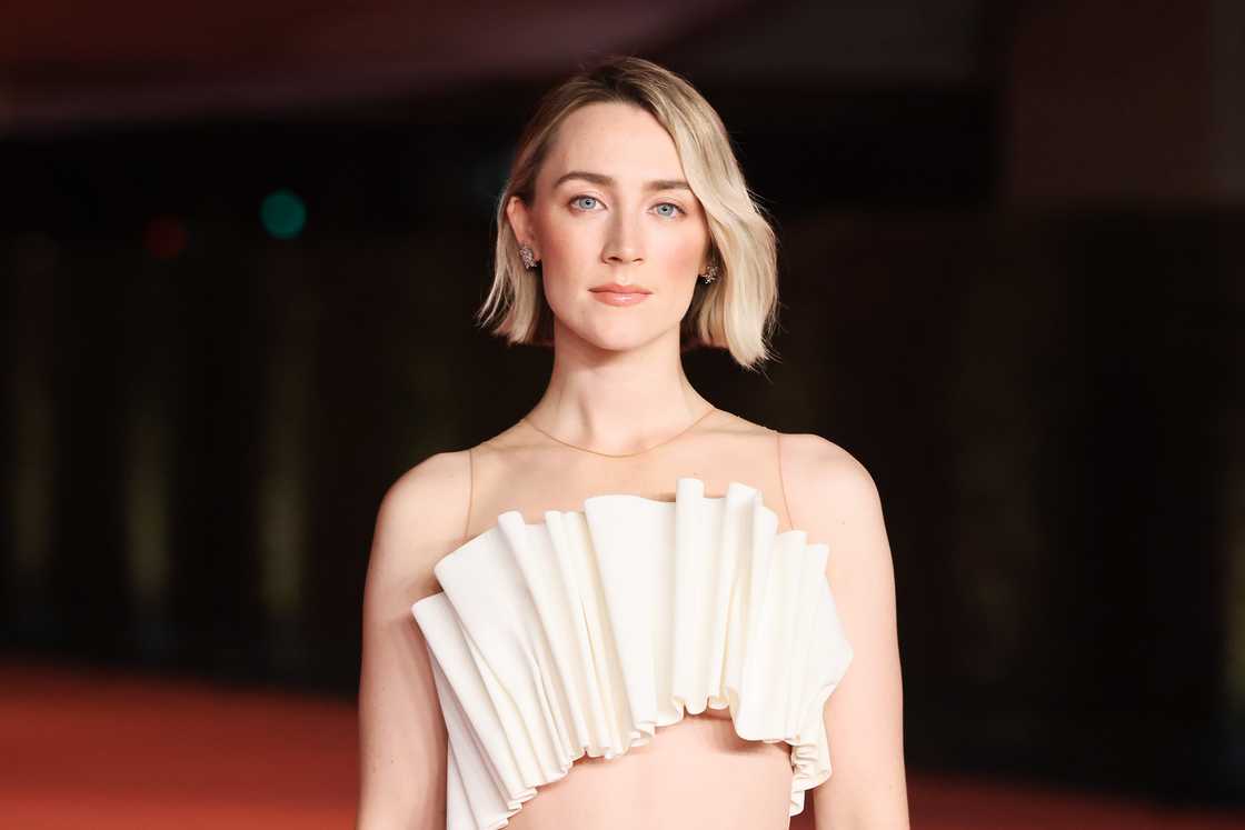 Saoirse Ronan attends the Annual Academy Museum Gala at Academy Museum of Motion Pictures in Los Angeles, California Saoirse Ronan attends the Annual Academy Museum Gala at Academy Museum of Motion Pictures in Los Angeles, California