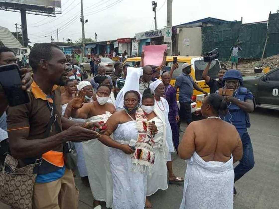 Traditional worshippers join Yoruba nation rally in Lagos Traditional worshippers join Yoruba nation rally in Lagos