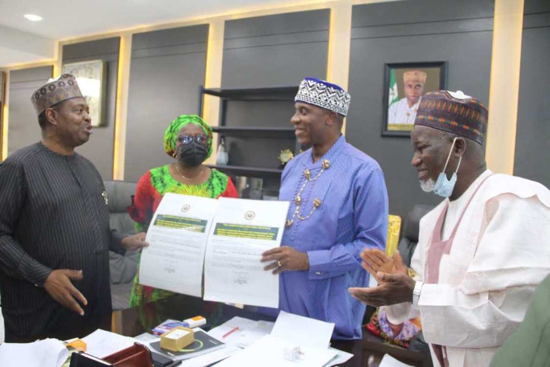 Rotimi Amaechi Rotimi Amaechi