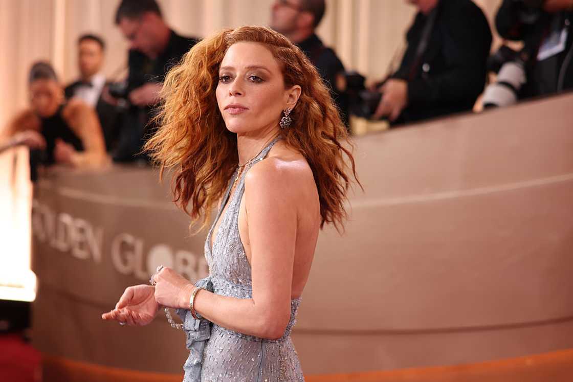 Natasha Lyonne in a silver dress on the red carpet Natasha Lyonne in a silver dress on the red carpet