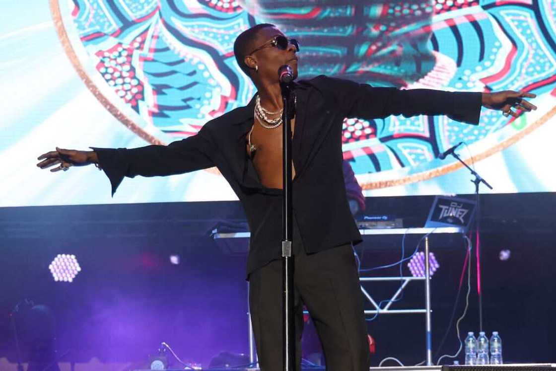 Wizkid breaks record on Apple Music Wizkid breaks record on Apple Music
