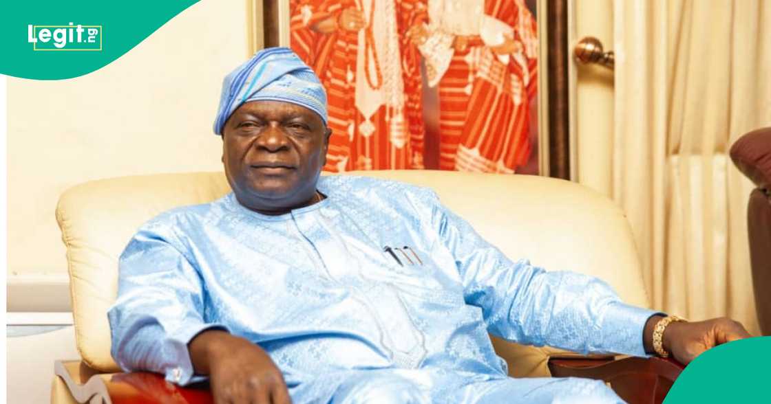 Tsohon gwamna ya fadi wasiyya da mahaifinsu ya yi musu Tsohon gwamna ya fadi wasiyya da mahaifinsu ya yi musu