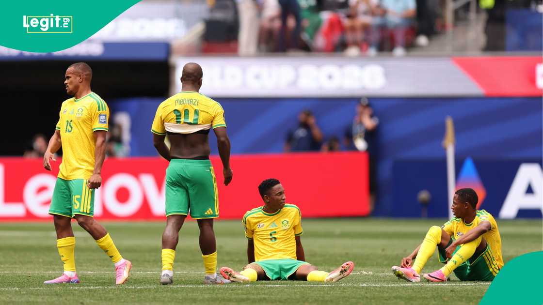 South Africa players dejected after their elimination from the FIFA World Cup 2026 against Canada in Los Angeles. Photo by Fran Santiago