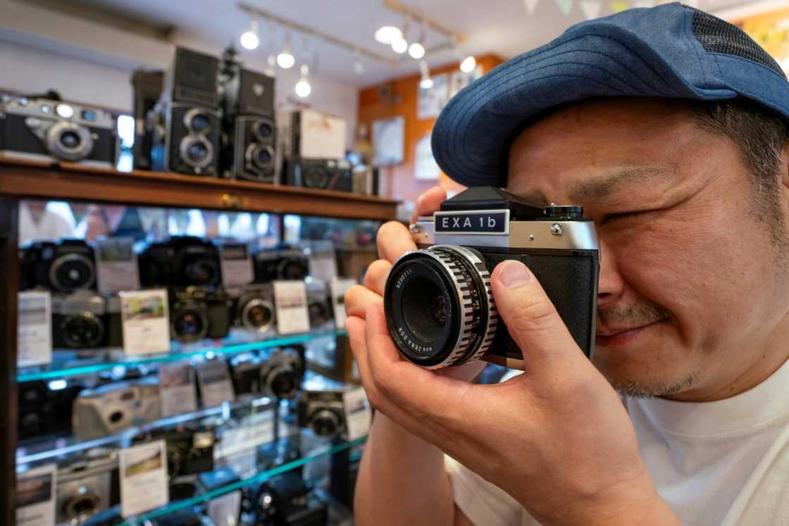 Photography enthusiasts are increasingly returning to film and then sharing the analogue snaps online Photography enthusiasts are increasingly returning to film and then sharing the analogue snaps online