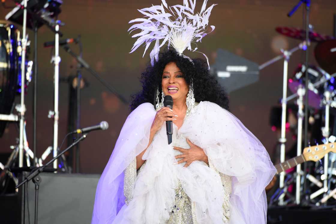 Diana Ross performs connected  the Pyramid Stage during time  5  of Glastonbury Festival astatine  Worthy Farm, Pilton successful  Glastonbury, England