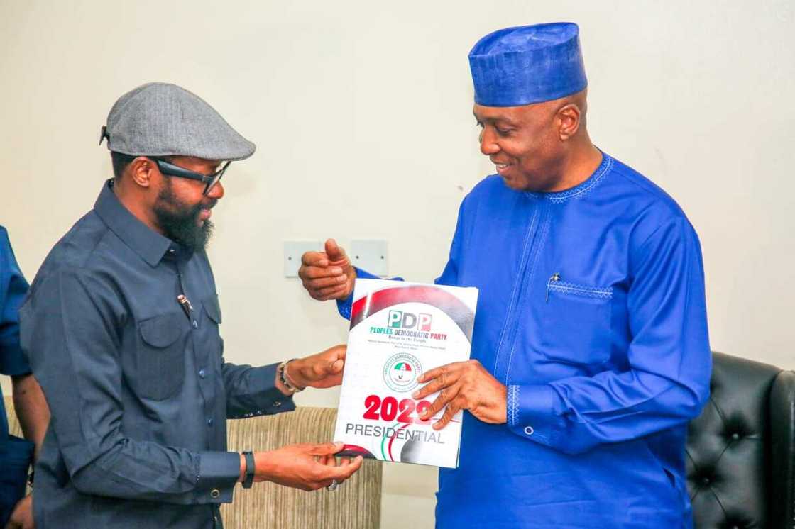 See faces of young Nigerians who raise N40million to obtain Saraki's presidential nomination form