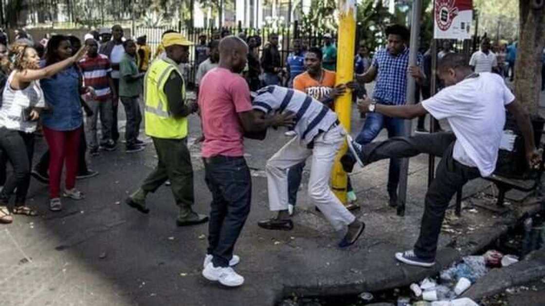 Yadda aka kashe mutane, aka kona shagunan yan Najeriya a kasar Afirka ta kudu (Hotuna da bidiyoyi)