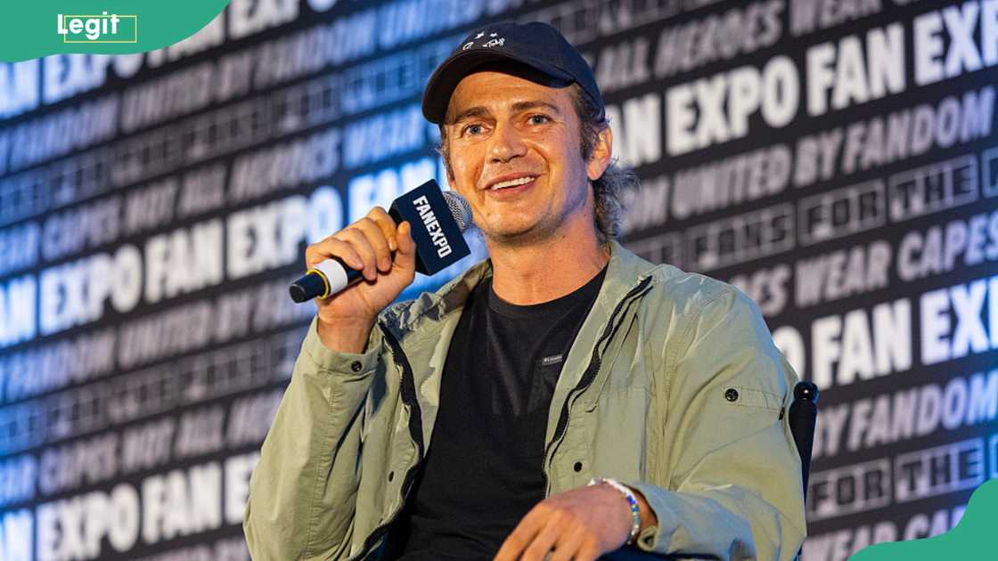 Hayden Christensen at FanExpo Chicago Hayden Christensen at FanExpo Chicago