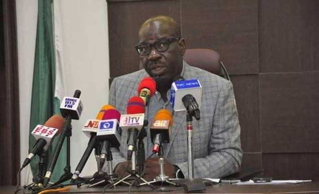 Ba ma cusa Dala cikin Aljihu a Edo - Obaseki ya mayarwa Ganduje martani Ba ma cusa Dala cikin Aljihu a Edo - Obaseki ya mayarwa Ganduje martani