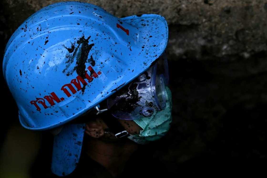 Pre-pandemic, convicts could volunteer to clear the sewers of Thailand's capital, earning time off their sentences Pre-pandemic, convicts could volunteer to clear the sewers of Thailand's capital, earning time off their sentences