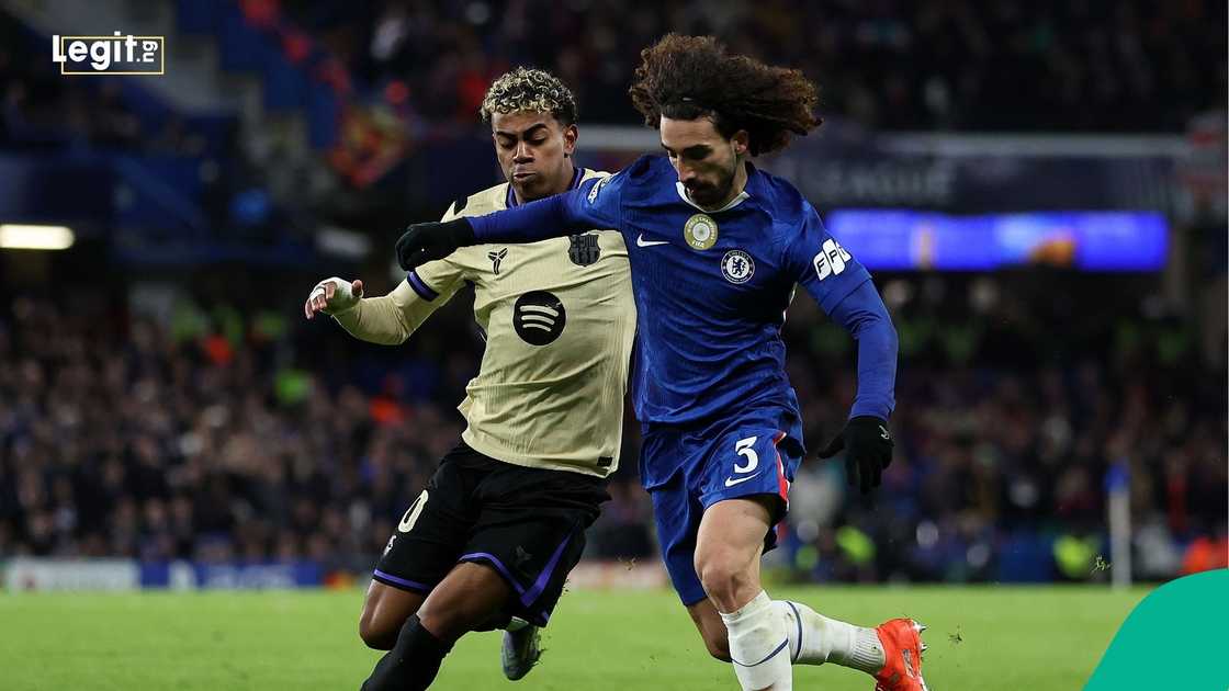 Marc Cucurella, Lamine Yamal, 2025/26 UEFA Champions League, Chelsea, Barcelona, Stamford Bridge. Marc Cucurella, Lamine Yamal, 2025/26 UEFA Champions League, Chelsea, Barcelona, Stamford Bridge.