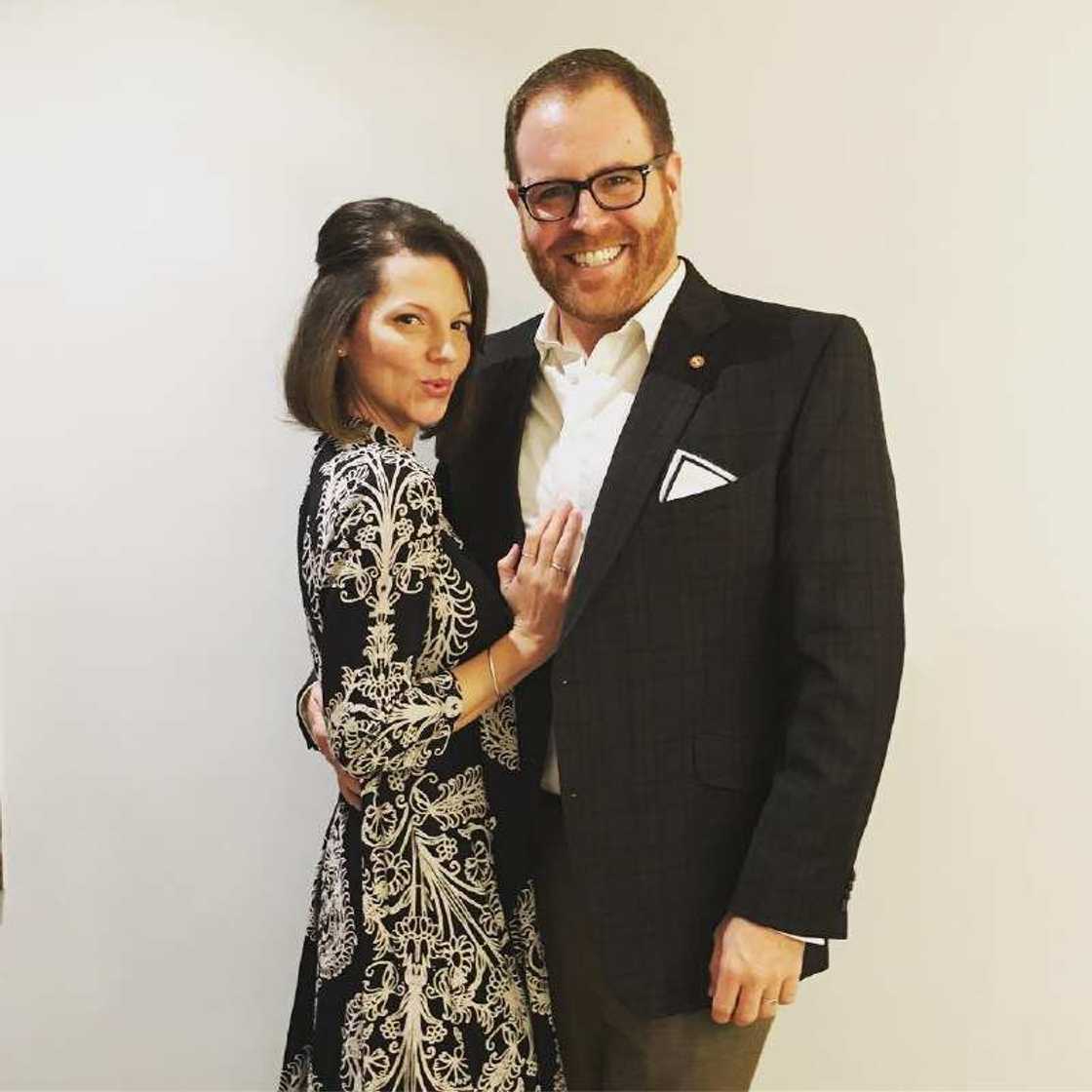 Josh Gates wife - Hallie Gnatovich Josh Gates wife - Hallie Gnatovich