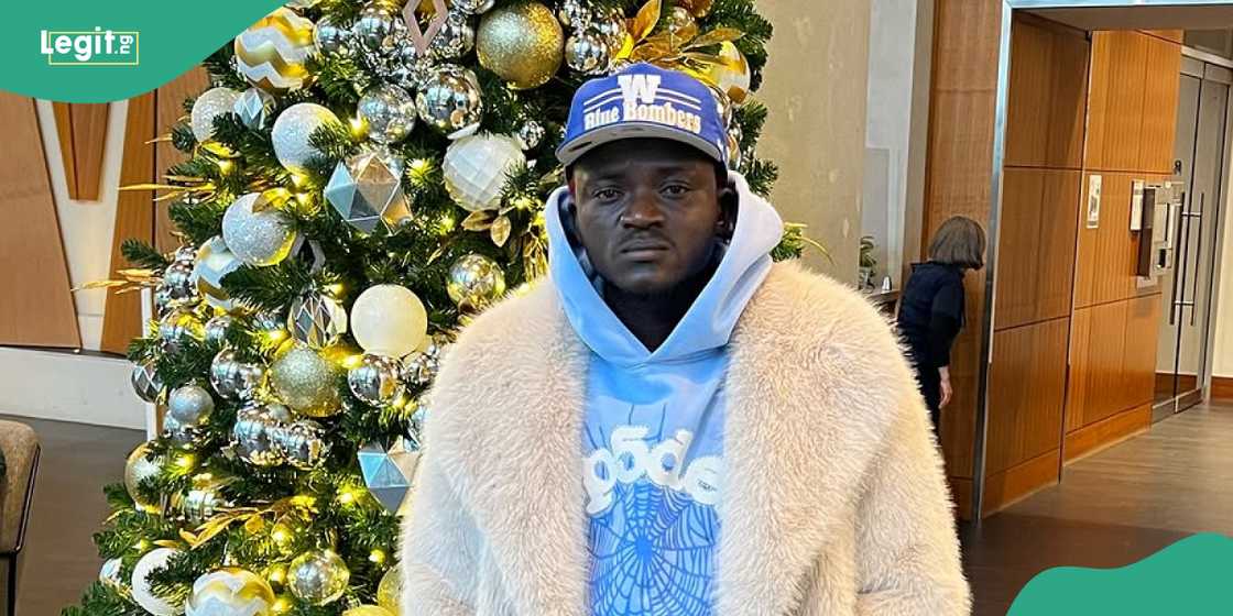 Portable seen with his new car on Lagos street. Portable seen with his new car on Lagos street.