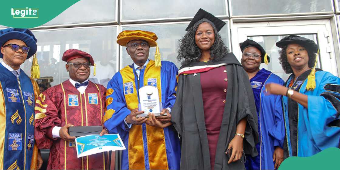 University officials presented awards to outstanding graduates during the ceremony.