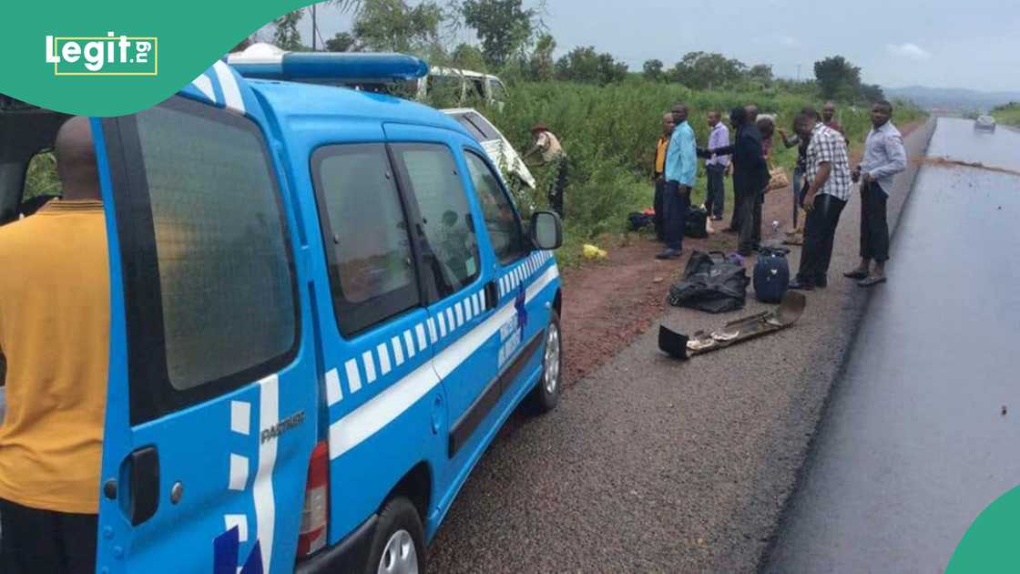 FRSC, police, TRACE reacts as bus accident in Ogun claim lives FRSC, police, TRACE reacts as bus accident in Ogun claim lives