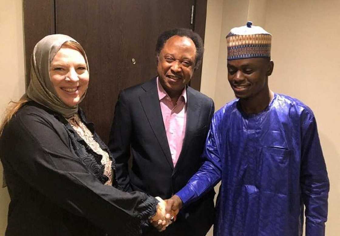 Auren matashi dan Kano da Ba’amurkiya: Musulunci ya yarda da hakan, In ji Shehu Sani Auren matashi dan Kano da Ba’amurkiya: Musulunci ya yarda da hakan, In ji Shehu Sani