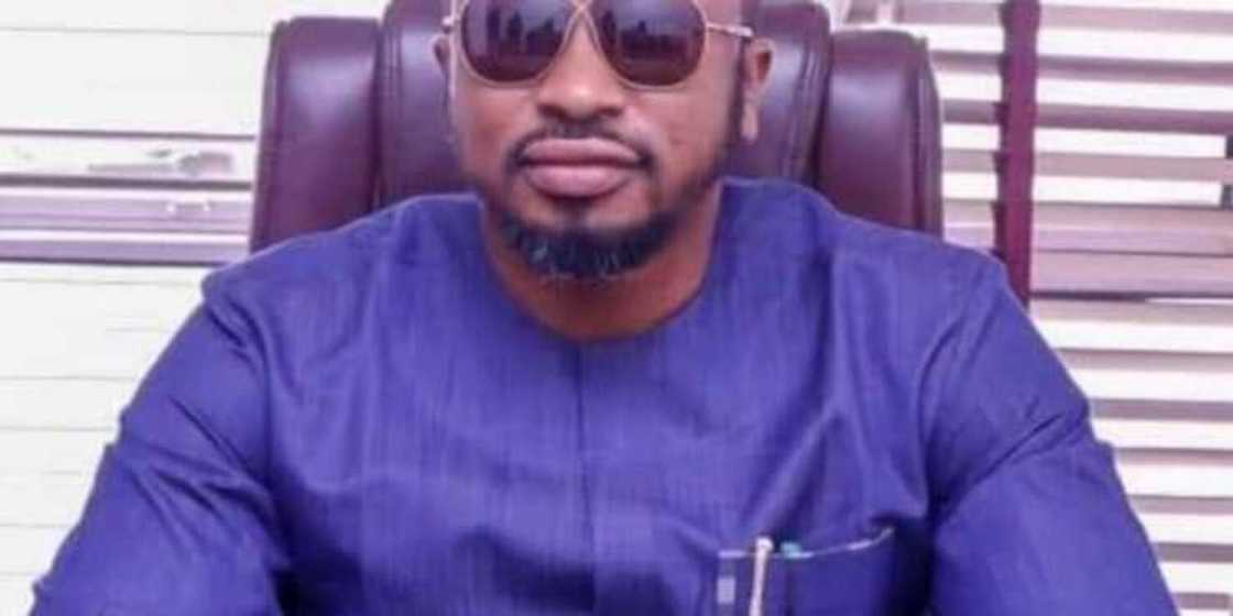 An tsige kakakin majalisar Kogi da jami;ai uku An tsige kakakin majalisar Kogi da jami;ai uku