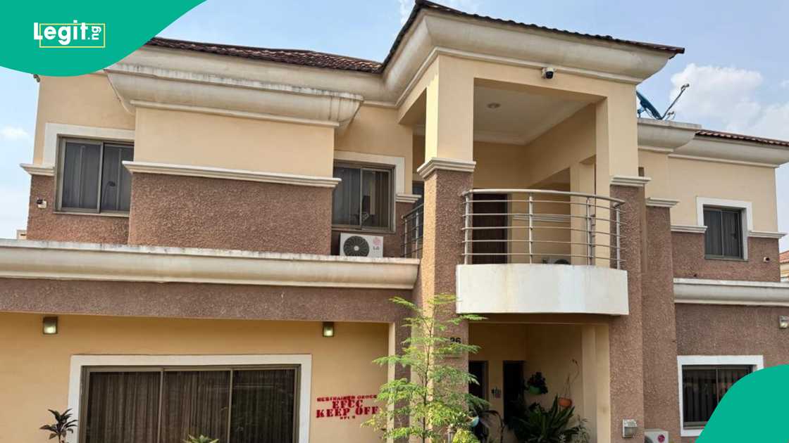 EFCC ta kwace kadarorin Malami EFCC ta kwace kadarorin Malami