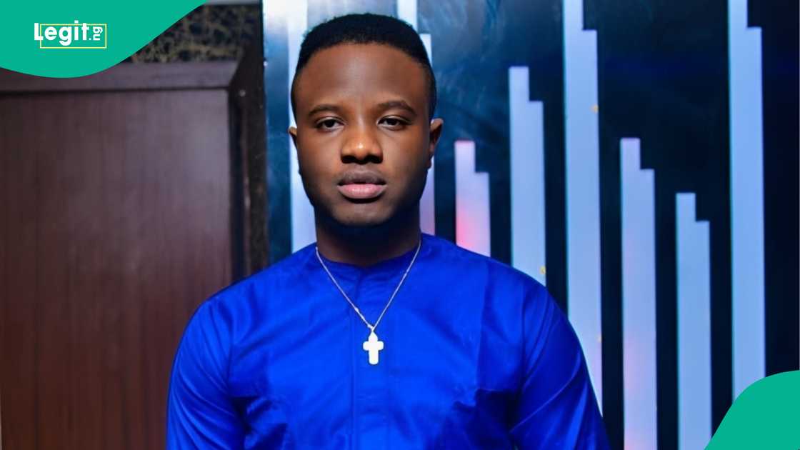 Deeone drags Davido over absence at Soso Soberekon's wedding Deeone drags Davido over absence at Soso Soberekon's wedding