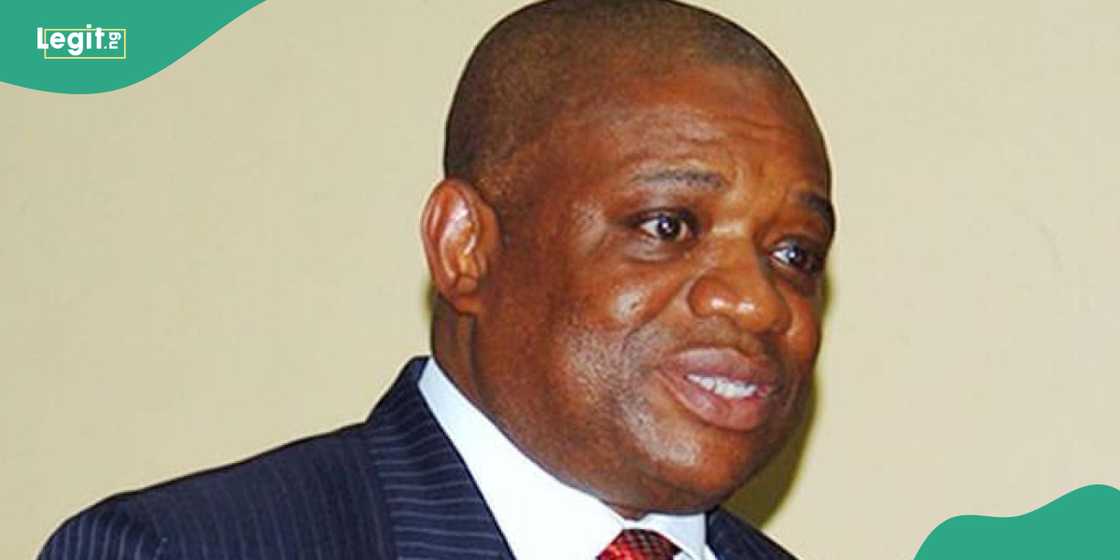 Ex- Abbia state governor Orji Uzo speaks on his rumoured death Ex- Abbia state governor Orji Uzo speaks on his rumoured death