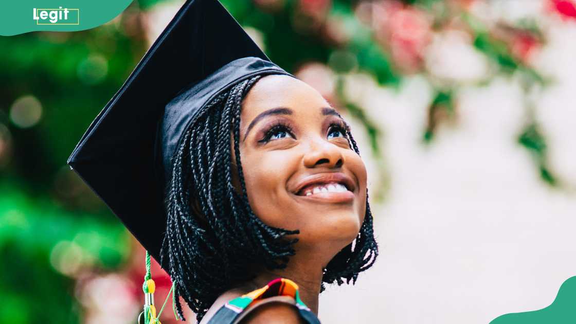 Short sleek braids Short sleek braids