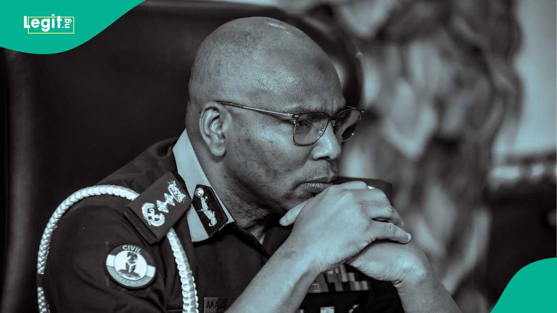 Shugaban hukumar NSCDC ya yi ritaya daga aikin gwamnati. Shugaban hukumar NSCDC ya yi ritaya daga aikin gwamnati.