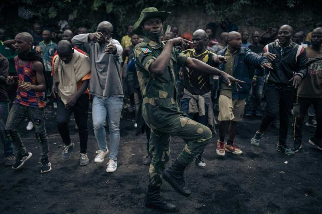 DRC President Felix Tshisekedi has urged youngsters to enlist in the army and form 'vigilance groups' against M23 rebels DRC President Felix Tshisekedi has urged youngsters to enlist in the army and form 'vigilance groups' against M23 rebels