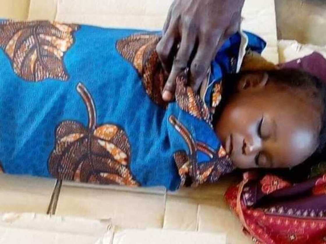 Wani uba ya kashe diyarsa, ya ce Allah ne ya umarce shi Wani uba ya kashe diyarsa, ya ce Allah ne ya umarce shi