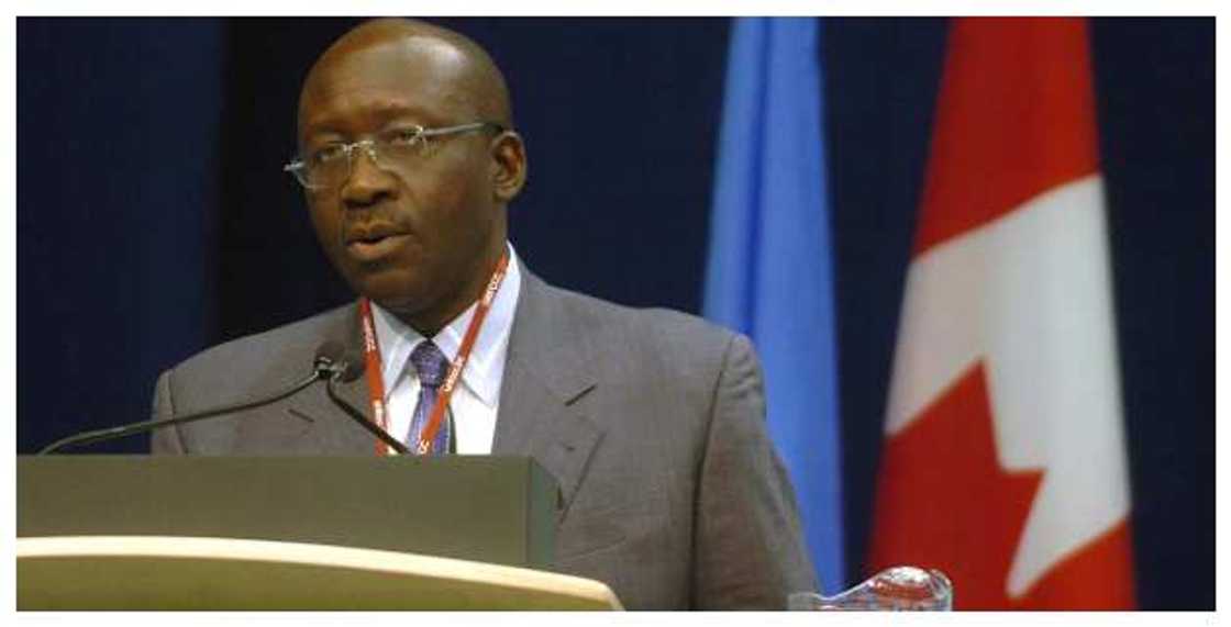 Iyorchia Ayu Iyorchia Ayu