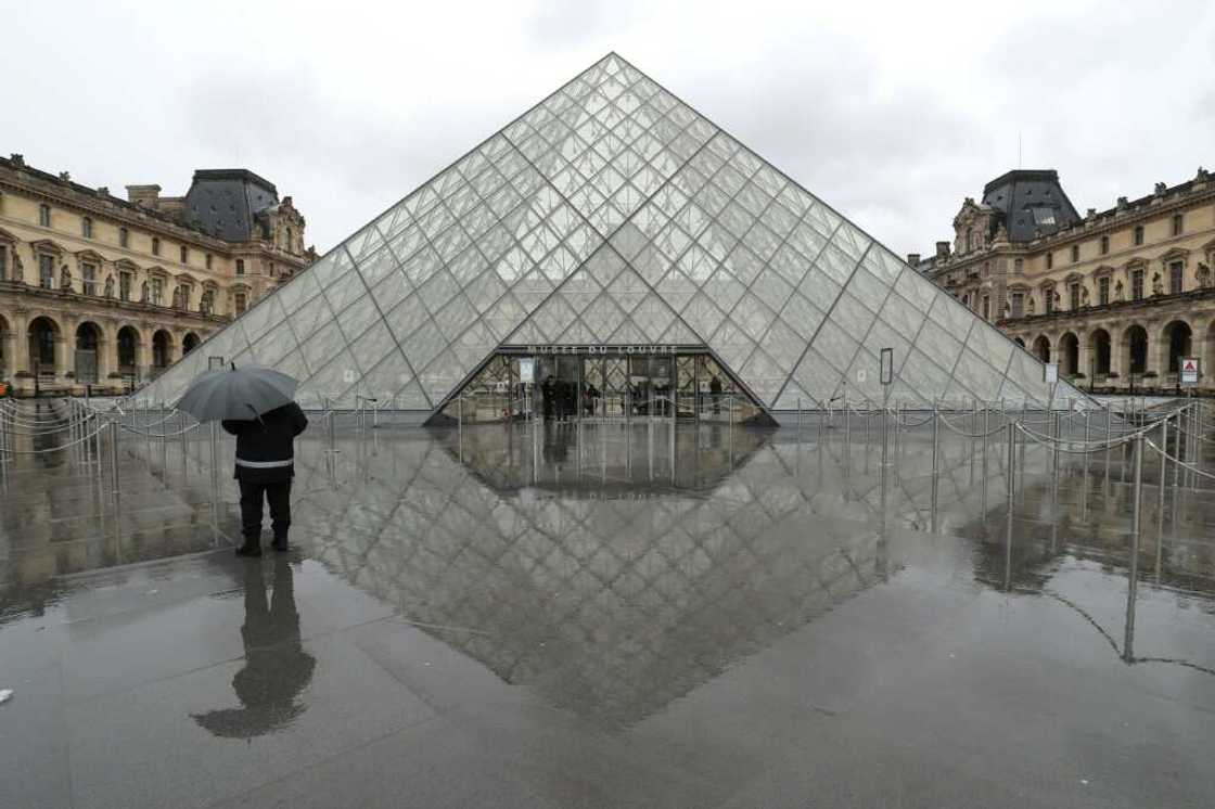 French activity shrank sharply, falling to its lowest level since November 2020 French activity shrank sharply, falling to its lowest level since November 2020