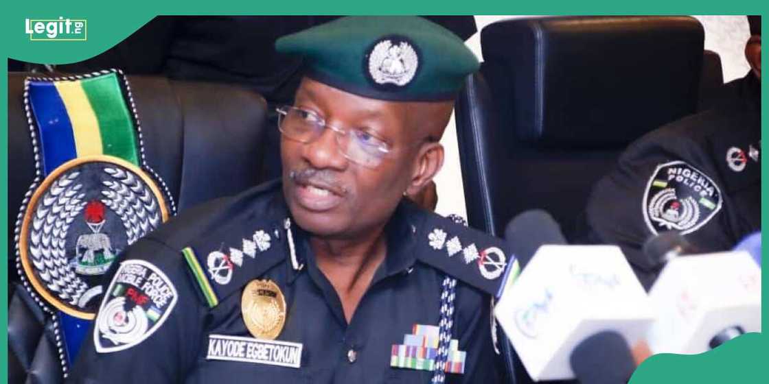 Lagos police, church members Lagos police, church members